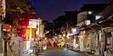 最炫民族风的笑容到底是哪首歌？