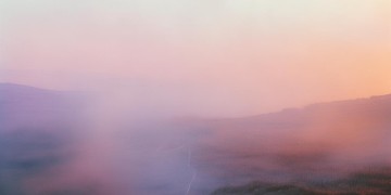 烽烟尽处剧中歌曲究竟是什么歌？