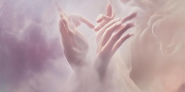 两只手是哪部作品的歌？