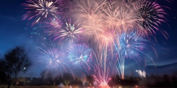 烟火时间飞行是哪首歌?